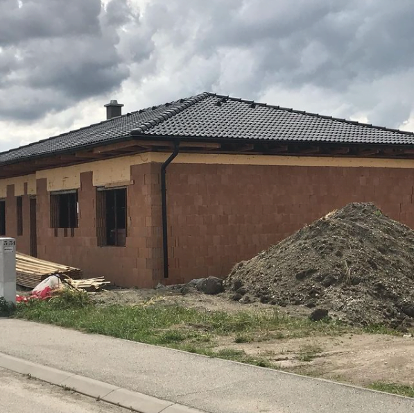 dodanie tovaru v Slovenskom Grobe